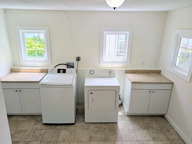 7911 N Woolsey Ave — Photo 13