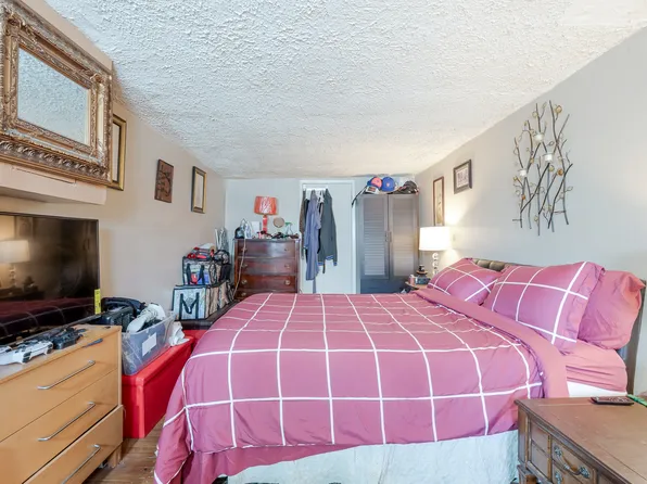 3617 Laconia Avenue image 35 of 46