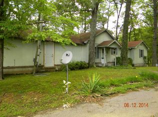 910 Hawks Loop Rd, Paris, TN 38242