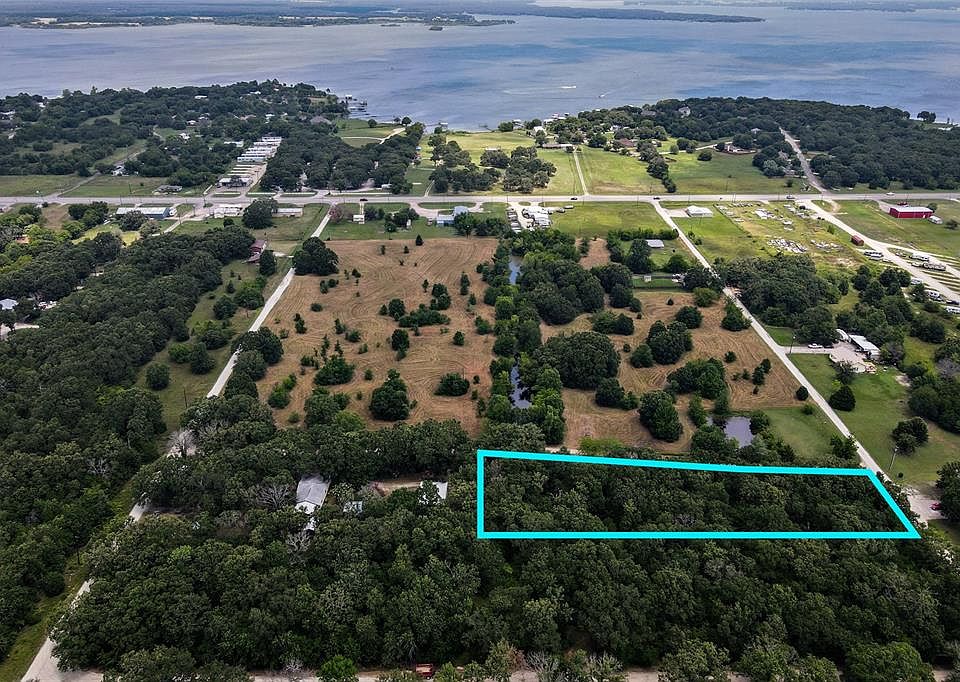 1st image of Lake Fair Dr