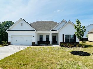 102 Lariat Ct, Greenville, SC 29605