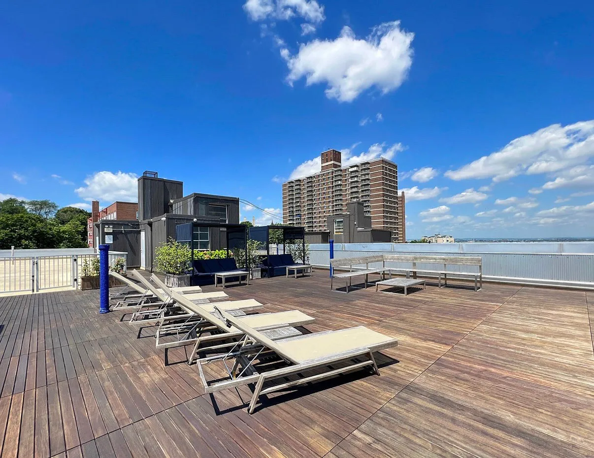 1 bed, 900 sqft, $1,850 — Photo 2