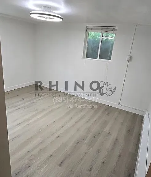 615 E Grand St #1 — Photo 4