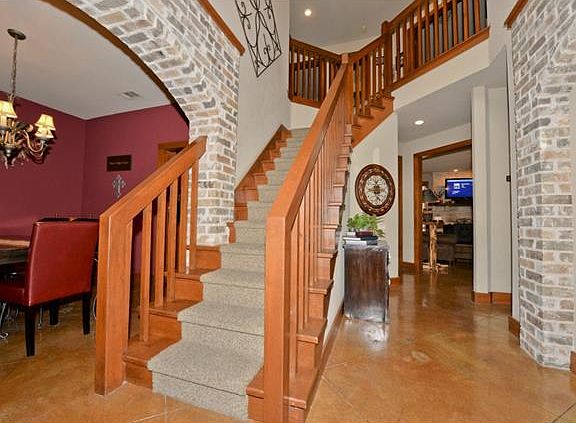3rd image of 2826 Britt Dr