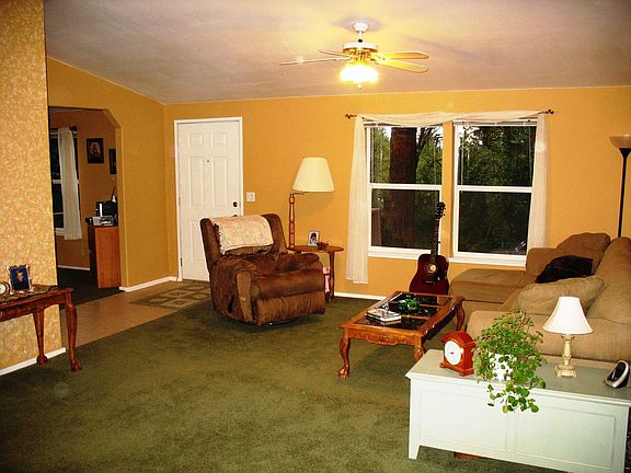 Spacious Living Room