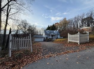 411 Fairview Heights Dr, Toronto, OH 43964