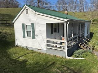 617 Old Prater Rd, Marion, VA 24354