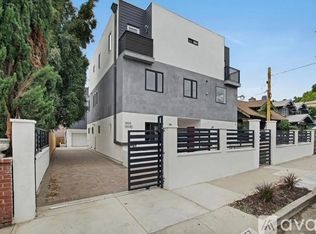 1957 Vista Del Mar Ave #1/2, Los Angeles, CA 90068