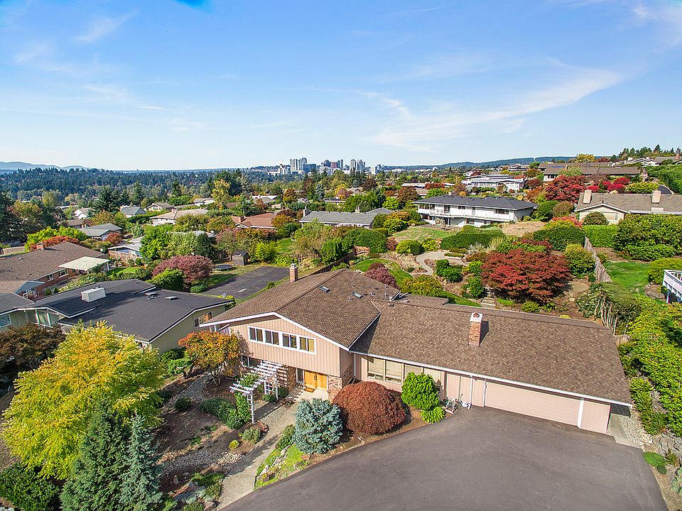 1st image of 12146 SE 23rd St