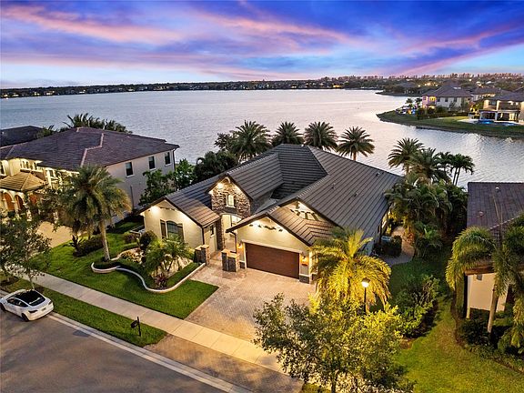 2nd image of 8825 Watercrest Circle