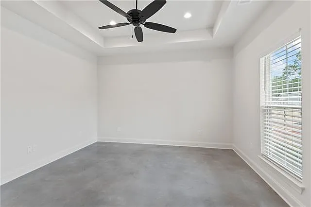 82249 Magnolia St — Photo 9