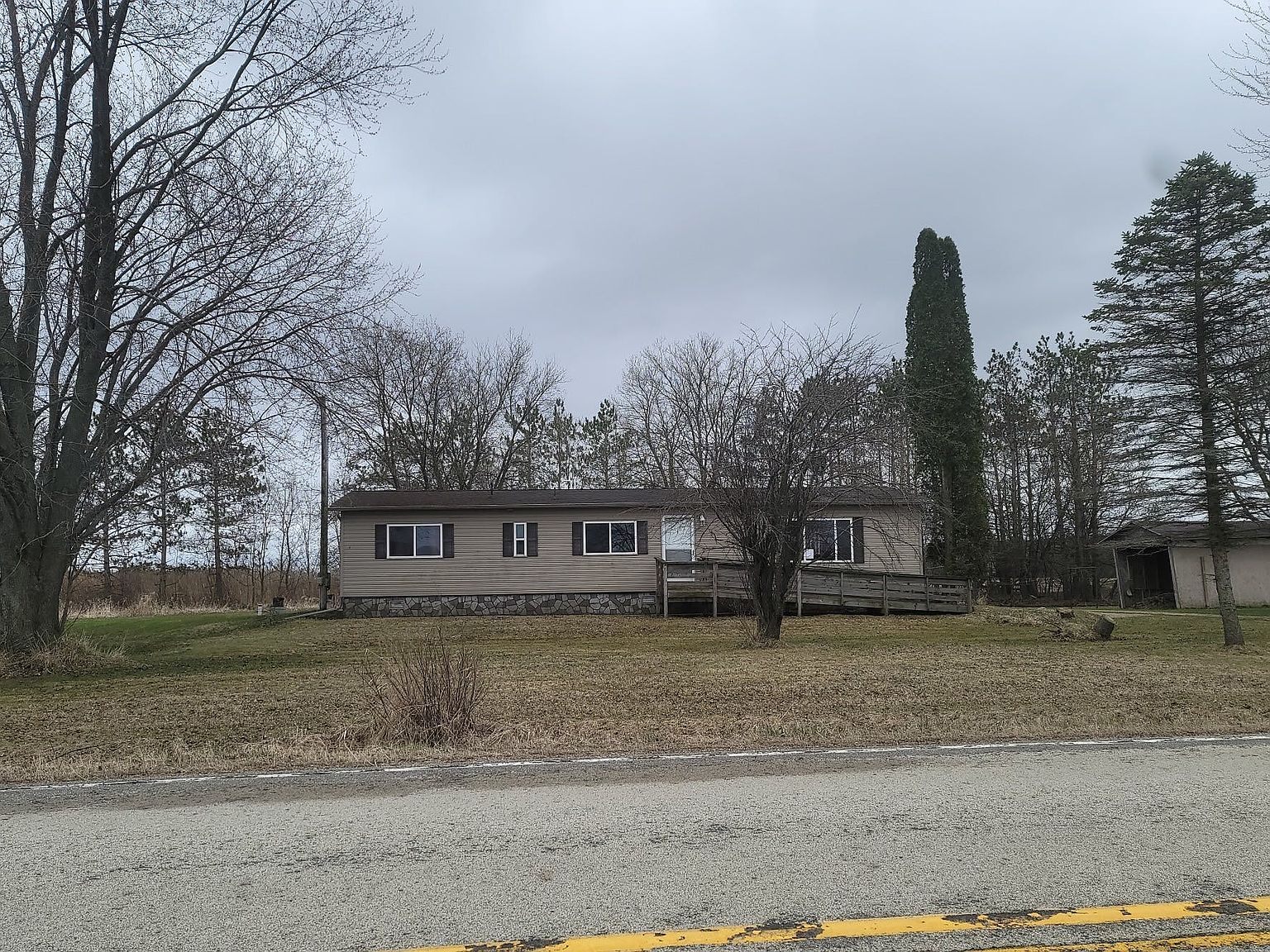 W9303 County Road F, Bear Creek, WI 54922 Zillow