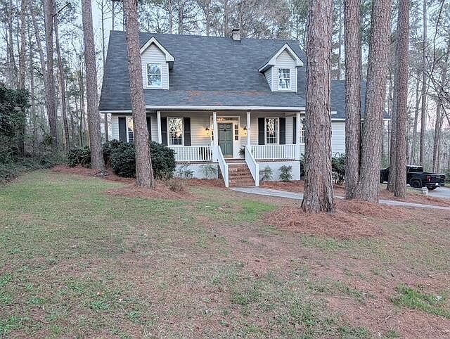 1st image of 4 Twin Oaks Drive