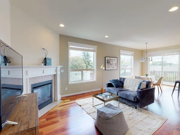 3330 S Holly St, Seattle, WA 98118