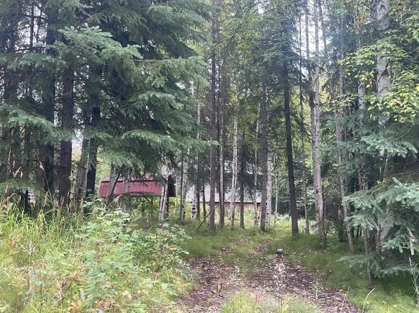 2118 Dragonfly Ct, Fairbanks, AK 99709