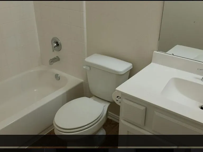 8403 Kari Bend Cir — Photo 12