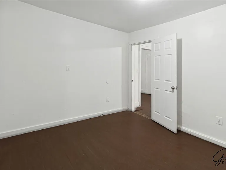 16901 Log Cabin - Znth Holdings LLC — Photo 19