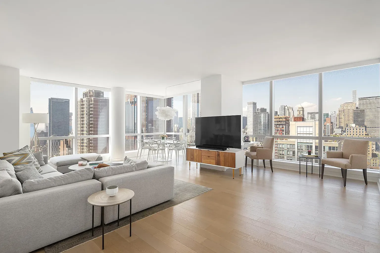 400 Park Avenue South — Photo 1