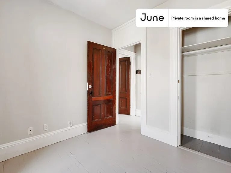 76 Easton St #C — Photo 3