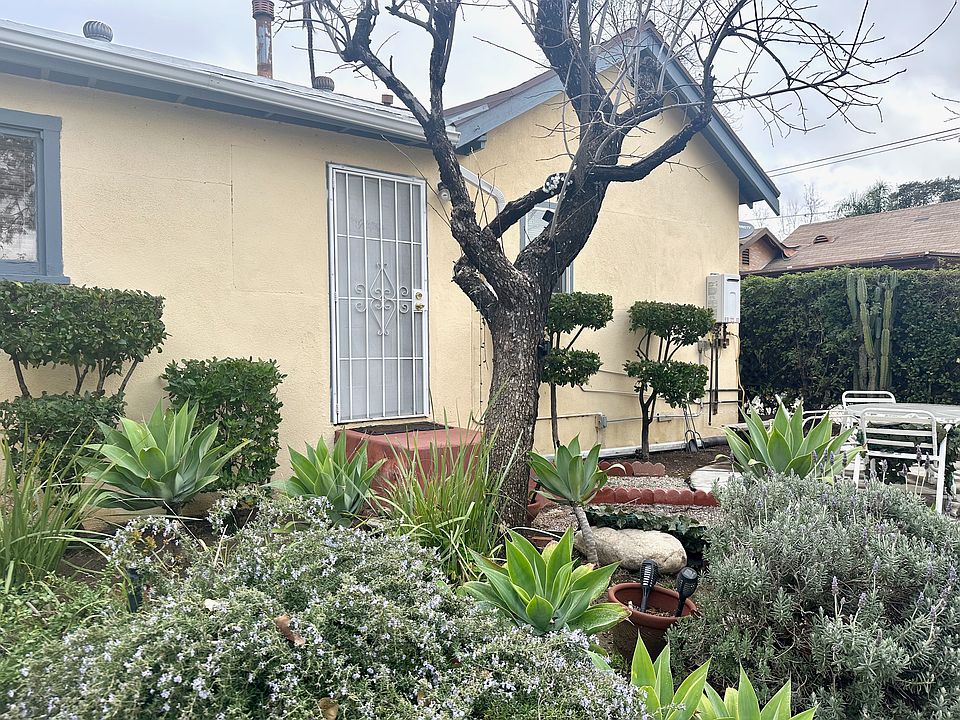 1st image of 1972 1/2 N Raymond Ave