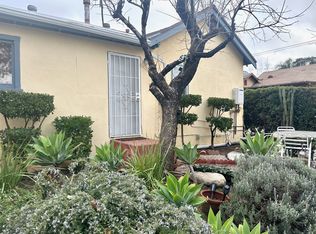 1972 1/2 N Raymond Ave, Pasadena, CA 91103