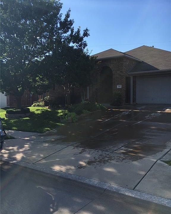1st image of 536 Braewick Dr