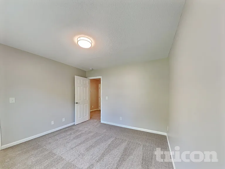 1709 Fern Hill Dr — Photo 13