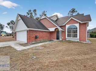 1950 Woking Ct, Hinesville, GA 31313