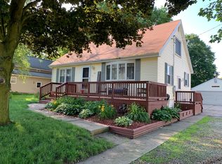 351 Orchard St, Chebanse, IL 60922