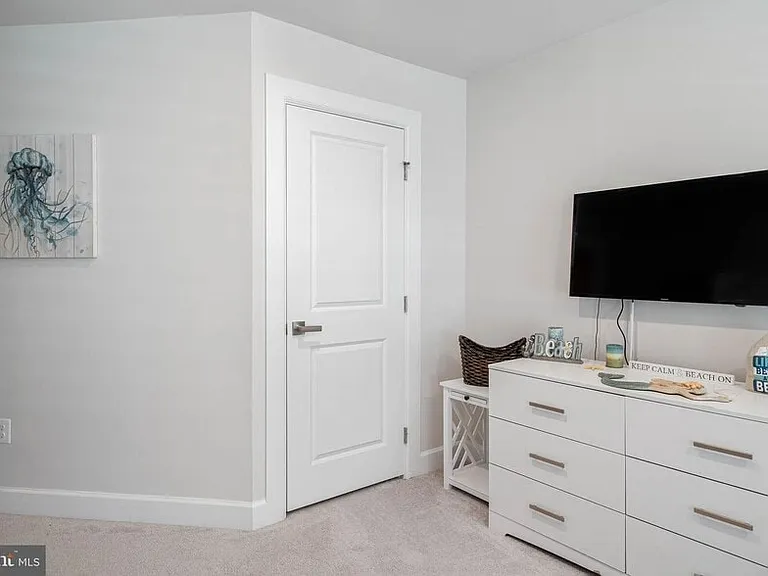33776 Freeport Dr — Photo 29