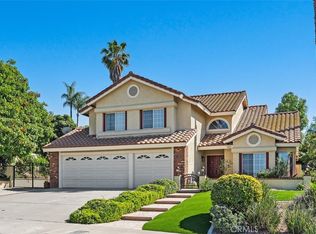 305 Mission Grove Pkwy N, Riverside, CA 92506
