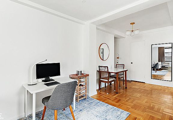 3rd image of 30 E 37th St APT 10C