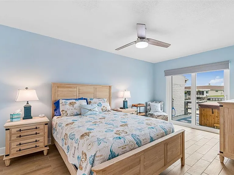 392 Boca Ciega Point Blvd N — Photo 20