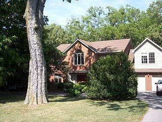 2nd image of 124 Norwood Dr