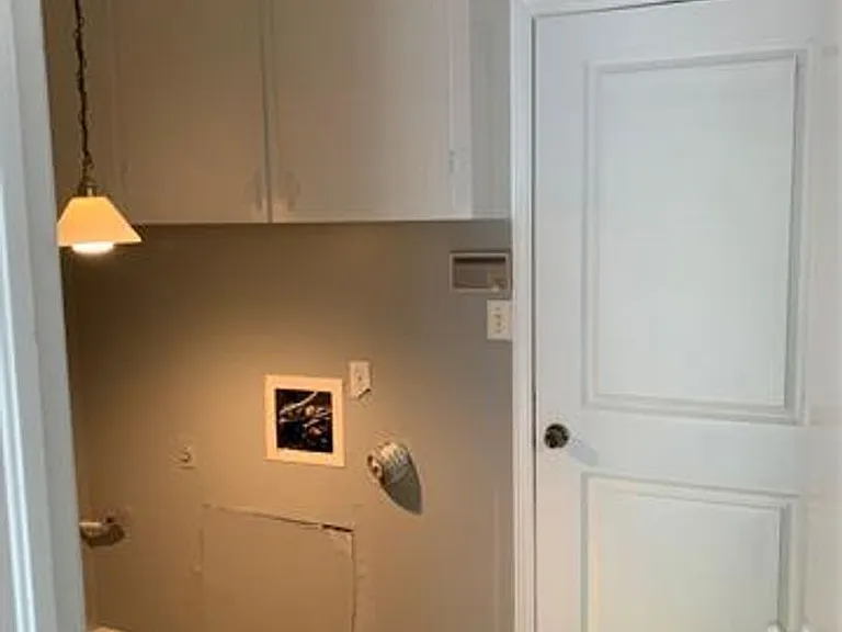 2113 S Birmingham Ct — Photo 2
