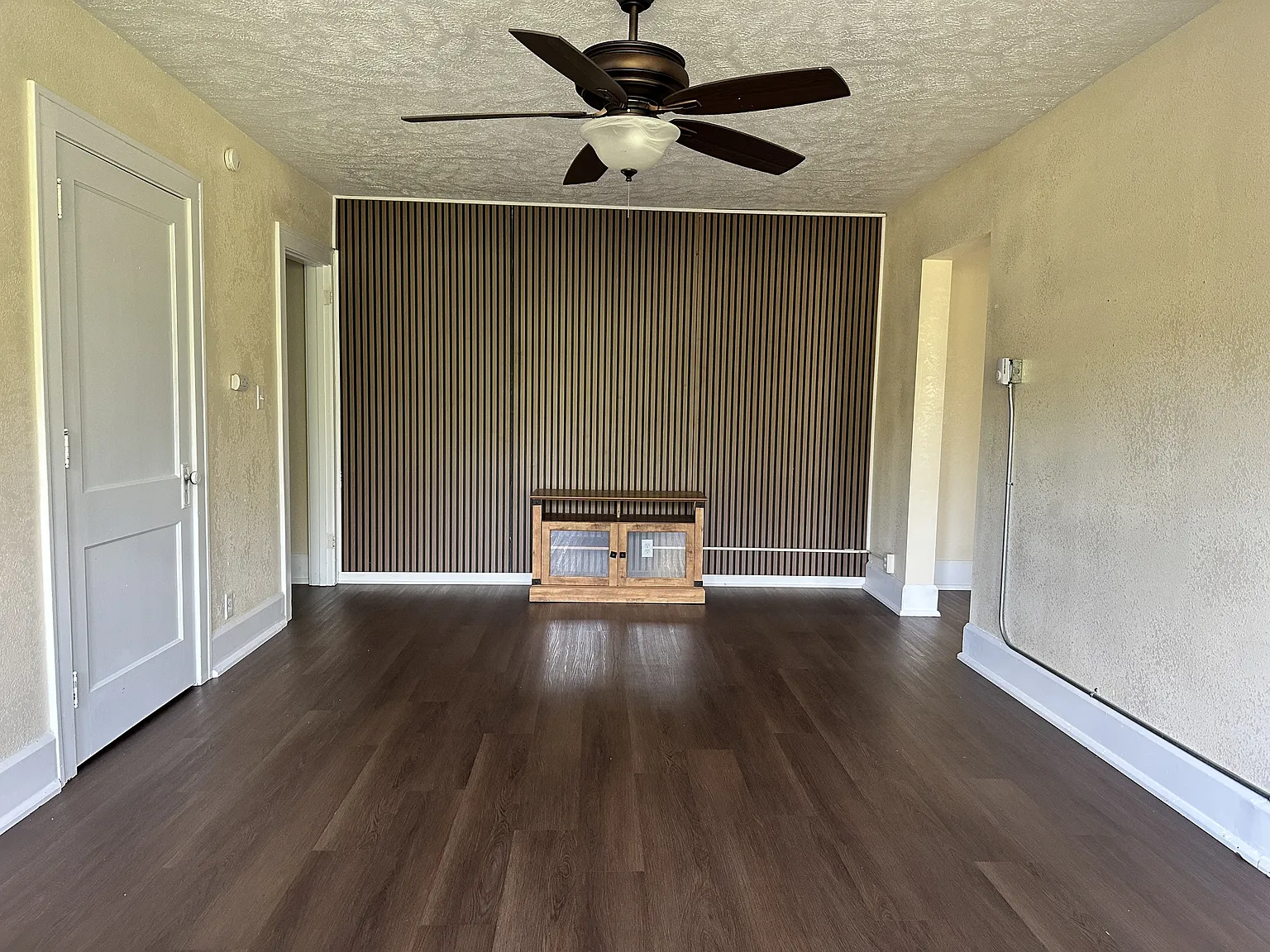 1319 Charles Street — Photo 3