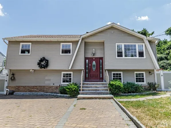 41 Cedar St, Little Falls, NJ 07424