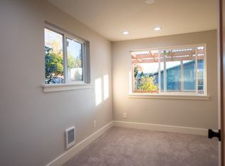 2619 NE 82nd St UNIT M, Seattle, WA 98115