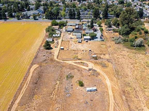 5th image of 4730 Snyder Lane