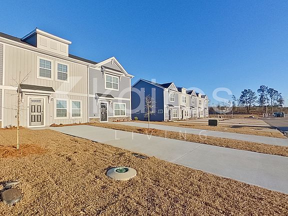 2nd image of 2191 Banyan Cir