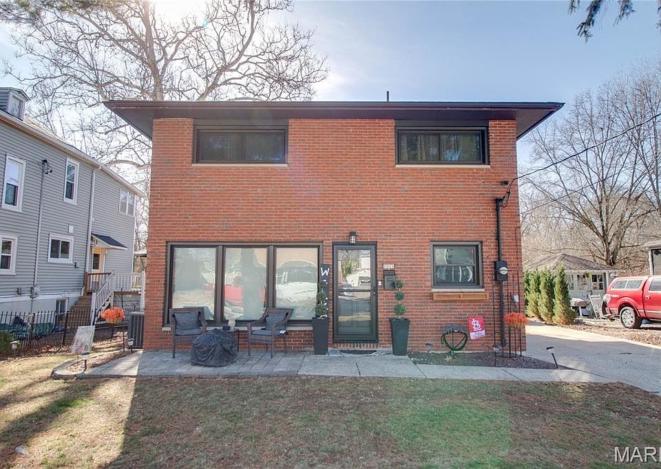 1st image of 1011 Danforth St