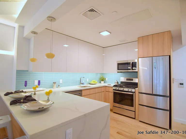 640 W 238th St #7B — Photo 5