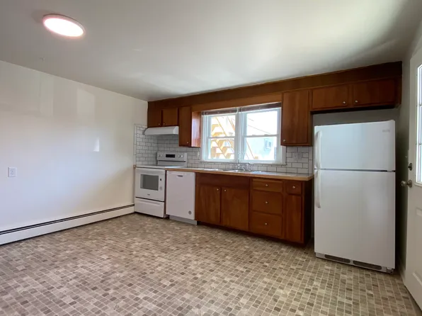2270 Manor Ridge Dr APT B, Lancaster, PA 17603