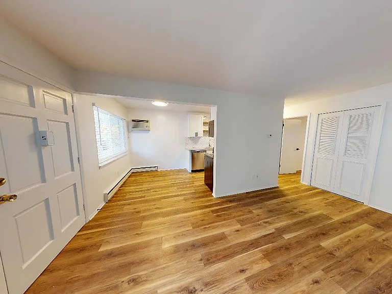 520 S Adams Rd — Photo 5