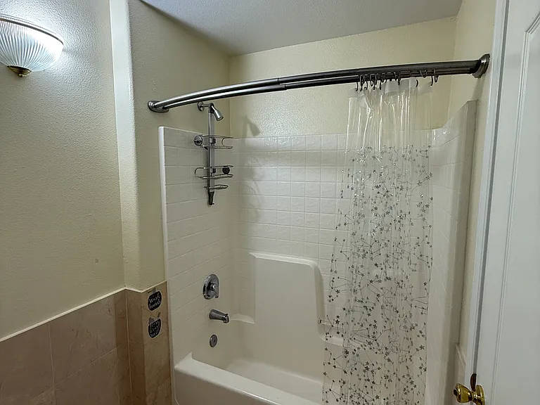 2616 Robinwood Ave — Photo 17