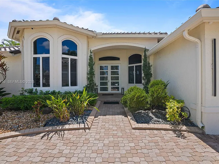 2569 Eagle Run Ln — Photo 44