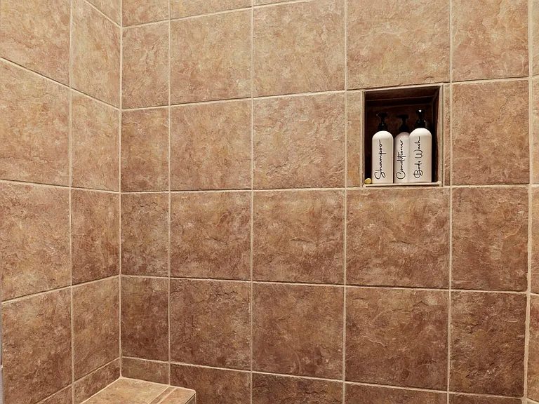 2609 E Pine Island Ln — Photo 33