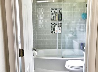 6 Sean Ct, O'Fallon, MO 63366