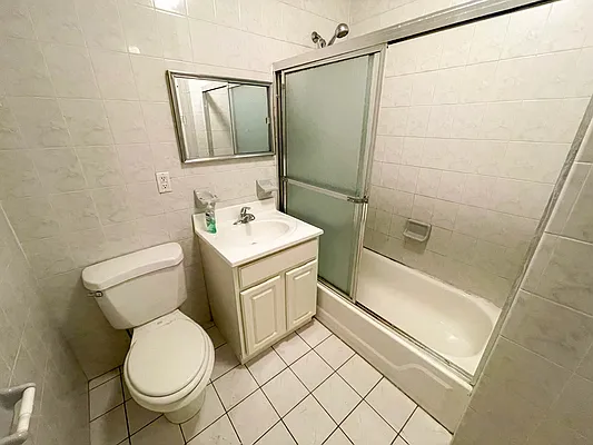 Rented by City Connections Realty | media 9