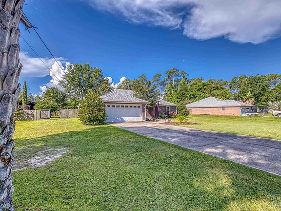 5th image of 3427 Riverview Dr